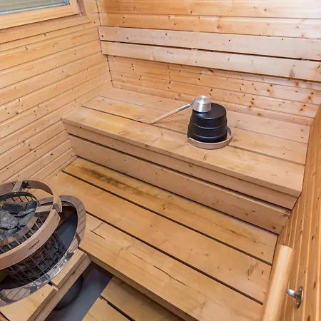 Plywood By Interhome Syöte